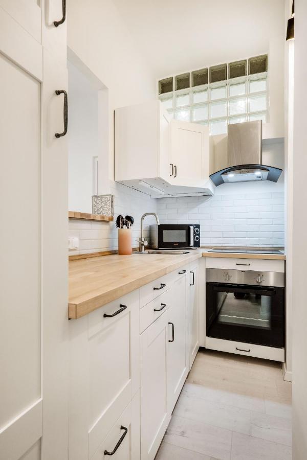 Viktoria Design Studio Apartment Budapest Bagian luar foto